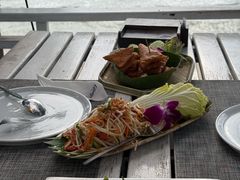 -卷心菜和避孕套餐厅(Pattaya)