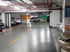 -龙湖虹桥天街-停车场