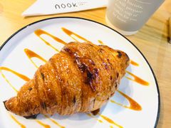 焦糖牛角包-GOTLOT COFFEE&KITCHEN角落厨房NOOK店
