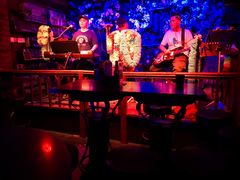 -周庄红庭演艺酒吧