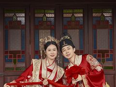 -经典婚纱摄影美学馆·私人定制