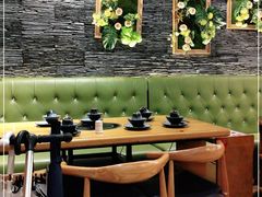 大堂-逸品香猪肚鸡(青秀万达店)