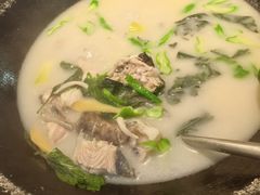 -陈大锅·岳阳鱼馆·地道岳阳菜(美食街店)