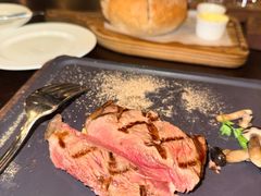 -恰餐厅及酒吧 CHAR Bar & Grill (北京丽都皇冠假日店)