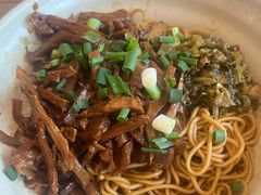 -佬钱湾仔(衣裳街店)