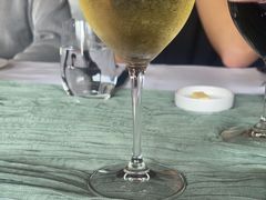 -香港赛马会双鱼河会所