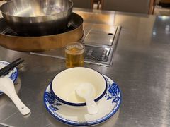 -胡须佬鸡煲四季火锅店(石厦西村直营店)