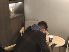 -瑞幸咖啡(巴黎春天陕西路店)