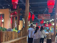 -老滇山寨•云南特色菜•地方菜•民族风情歌舞表演(金碧店)