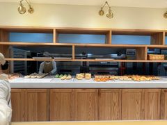 面包甜点陈列柜-分子跳动鲜活面包(五一大道店)