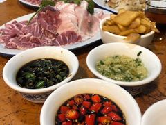 小料-华哥新鲜猪精品美食