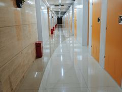 -安东易迷你自助仓储寄存仓库(顾戴路店)
