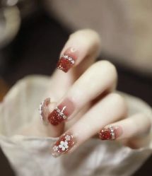 -悦指间美甲美睫