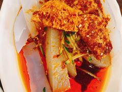 -壹阁胡羊焖饼(特色小吃街店)