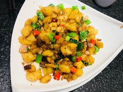 -万重锦·人文川菜馆(骡马市店)