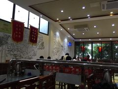 大堂-雷祖芳老妈蹄花店