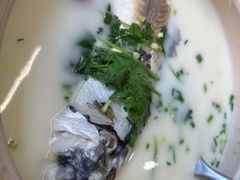 -天乐农家鱼头王(天目湖店)