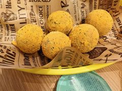 -BHC炸鸡(明洞总店)