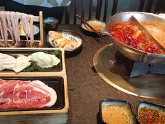 -湊湊火锅·茶憩(新中关购物中心店)