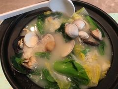 无油鱼汤煮食蔬-大树餐厅(红旗街万达店)