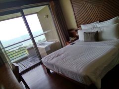 -三亚湾海居铂尔曼度假酒店