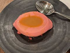 咸味树莓冰激淋配松子油-BOR Eatery(安福路店)