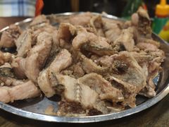 -肖肖酸萝卜鱼火锅(总店)