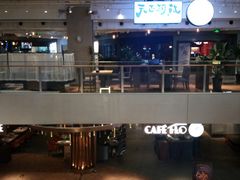 -查特花园美食广场(西单大悦城店)