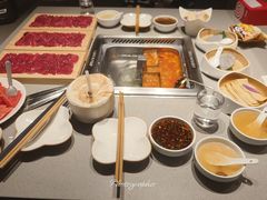 -海底捞火锅鲜切牛肉主题店(长寿路店)