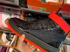 -NIKE上海青浦优选体验店