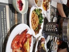 -金马门国际美食百汇(珞喻路店)