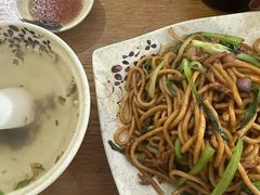 -黄阿姨锅贴大王(万航渡路店)