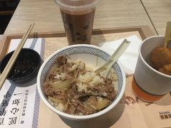 -吉野家(红博中央公园店)