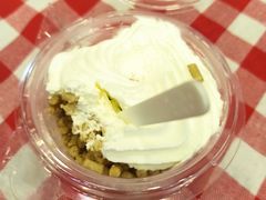 -红宝石·鲜奶小方·海派西点房(万航店)