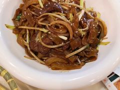 -禄興記香港大排档(歌斐中心店)