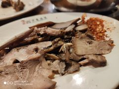 -老鼎万春卤菜(五代传承创始老店)