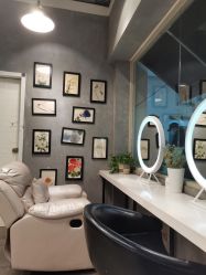 -时尚殿堂明星门店