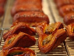 -VERIE BAKEHOUSE