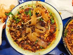 -马路边边串串香(延庆环球新意广场店)