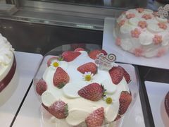 -花花卷卷·鲜食蛋糕(静安久光百货店)