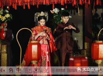 十里红妆的中式婚礼 许你凤冠霞帔一世无忧️