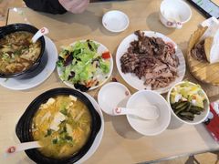 -闫家驴肉老店(华电一校店)