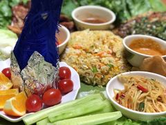 -沐毫傣泐云南菜孔雀宴•手抓饭傣味烧烤(曼听公园店)