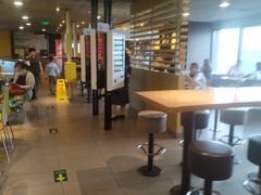 -麦当劳(百荣世贸商城店)
