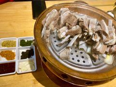 蒙料一八手把肉-蒙料·手把肉(望京店)