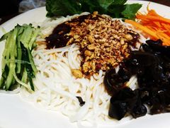 傣味什锦凉米线-茶花妹子云南餐厅(北大店)