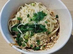 -铁二锅米线童谣洋芋饭(立海大厦店)