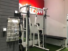 -汗水空间私教健身连锁(SM广场店)