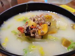 -来龙里 精致 东南亚餐室(万象城店)