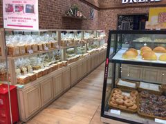 -永旺黄岛购物中心